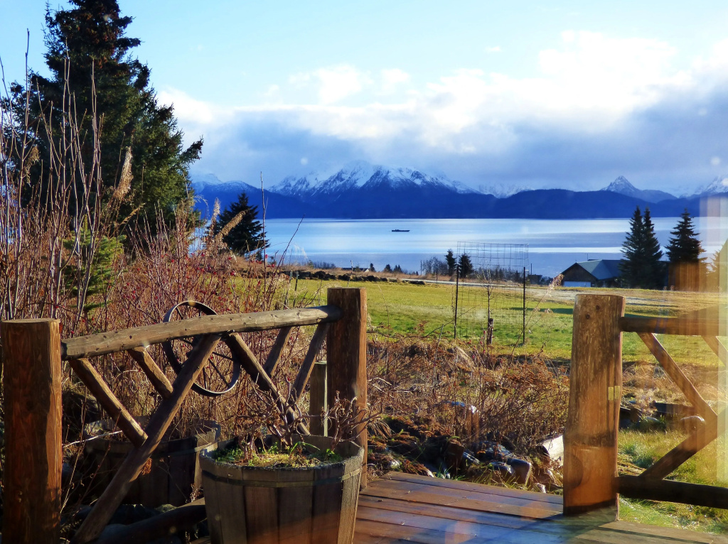 Standard Double room with bay view (full double bed)