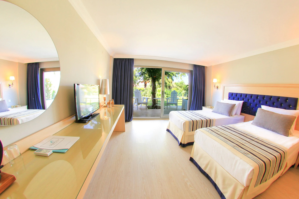 Superior room