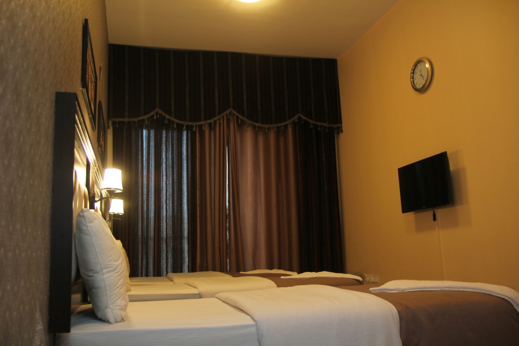 Prime Hotel By Gemstones