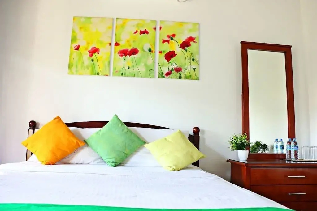 Deluxe Double room (full double bed)