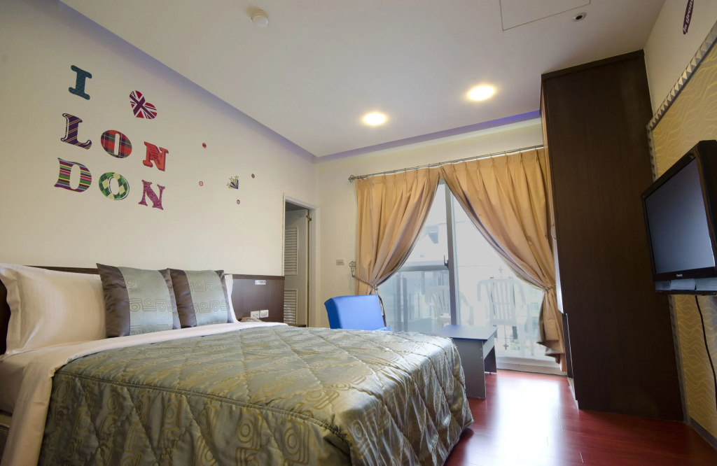 Standard Double room (full double bed)
