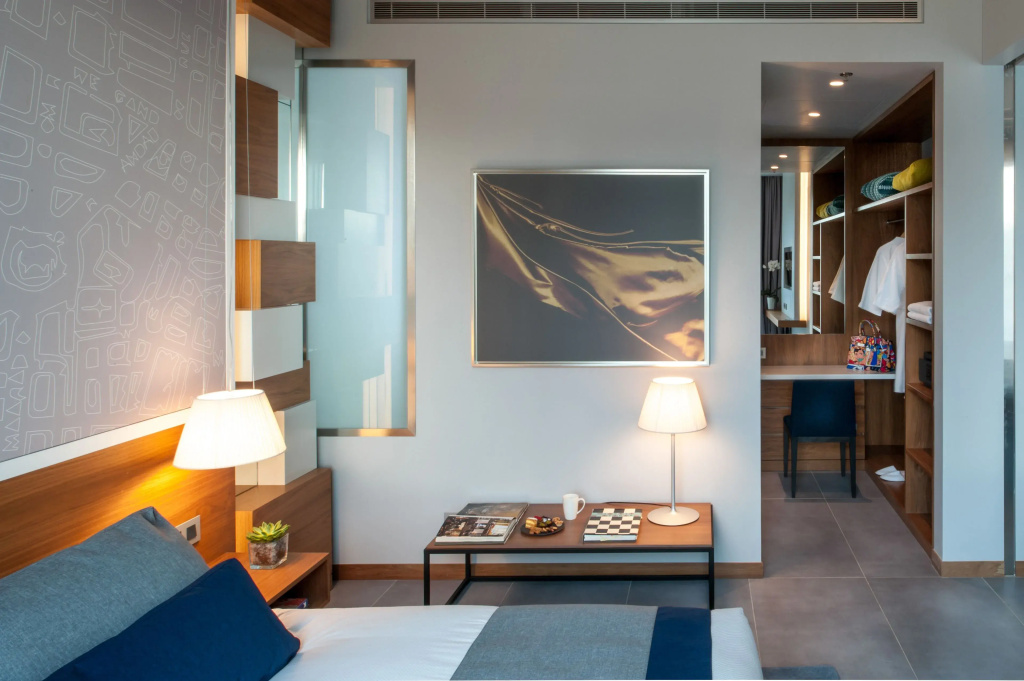 Deluxe Apartment