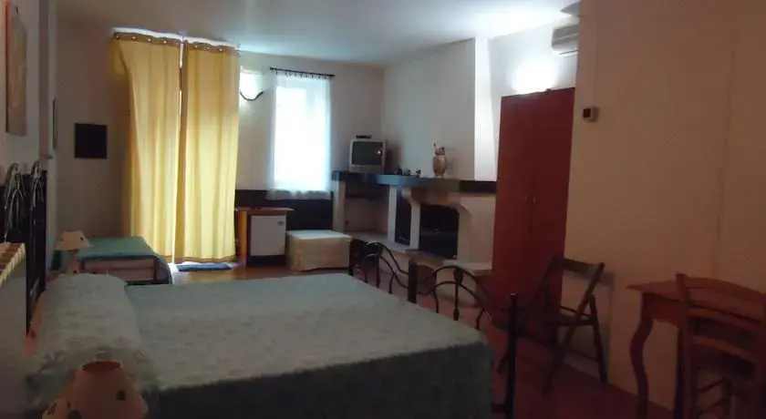 Standard Double Family room (full double bed)