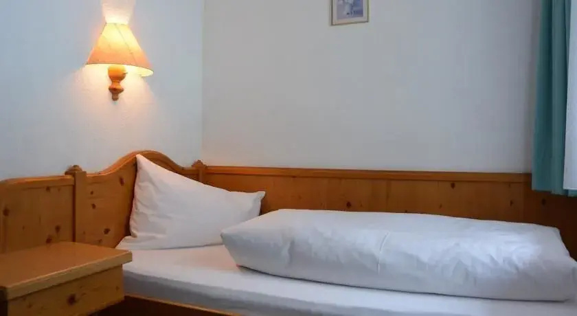 Intermontana Hotel Garni - Chambres