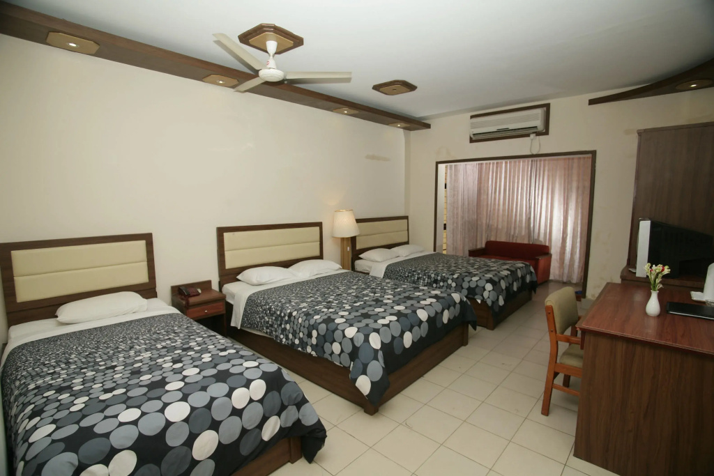 Deluxe Family room