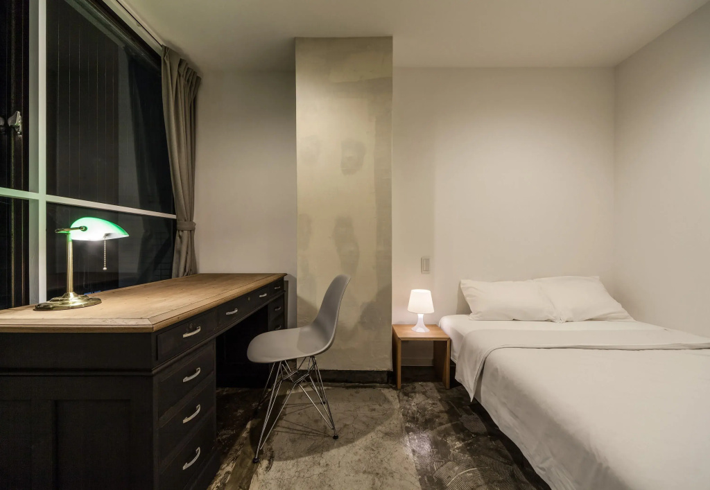 Bed in Dorm (female dorm)