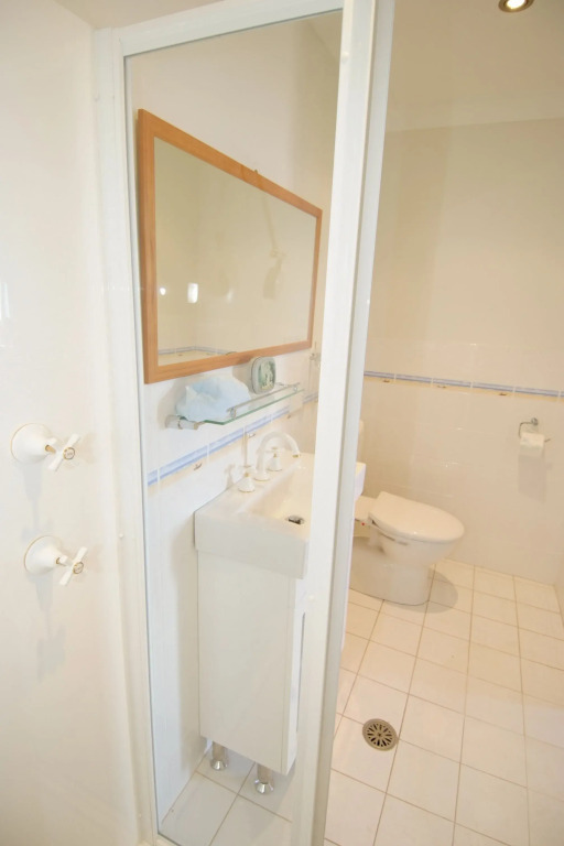 四人房,附設陽台