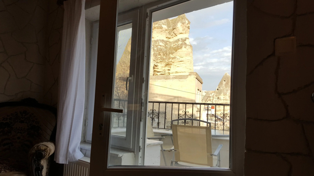 Standard Double room with balcony (full double bed)