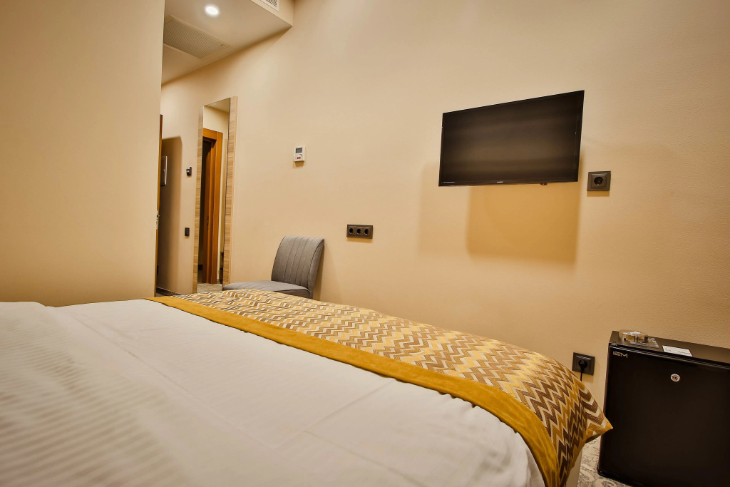 Economy Double room (full double bed)