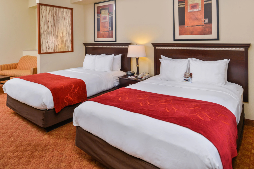 Quadruple Suite