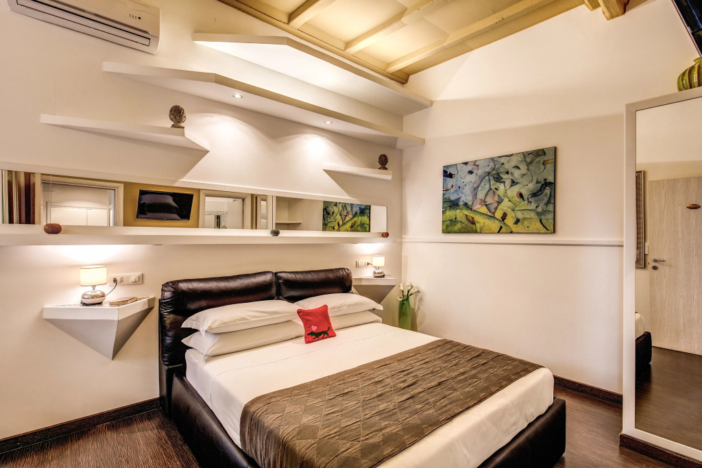 Superior Double room (full double bed)