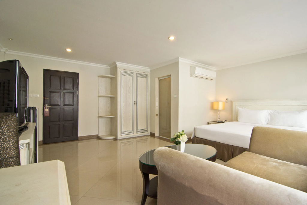 Superior room