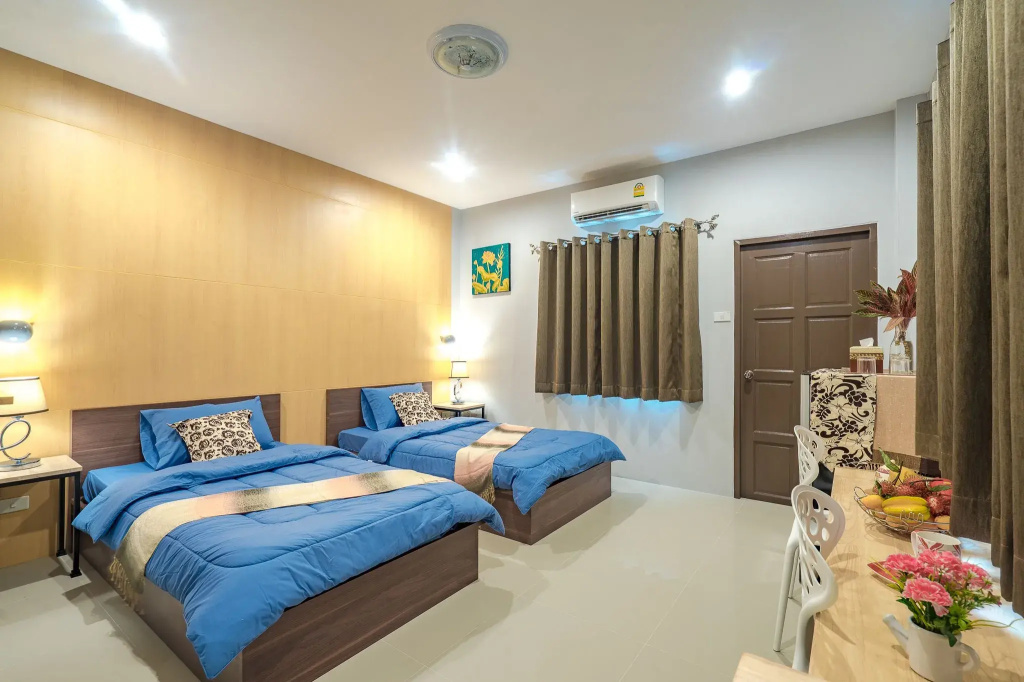 Deluxe Double room with balcony (twin beds)