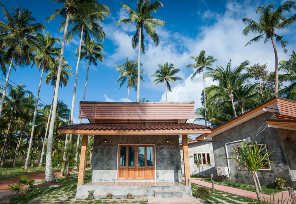 Coconut Garden Deluxe Bungalow