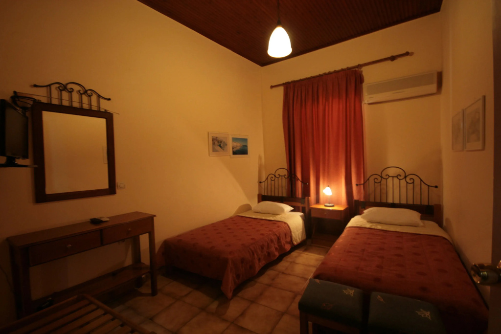 Standard Double room with sea view (twin beds)