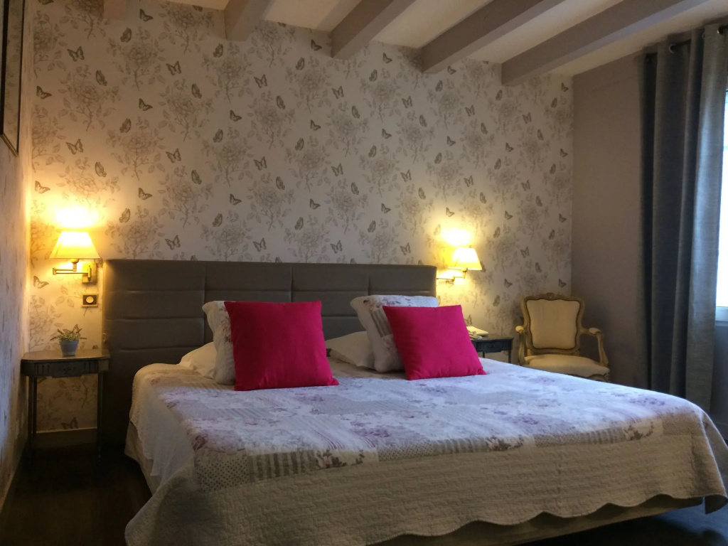 Superior Double room (full double bed)