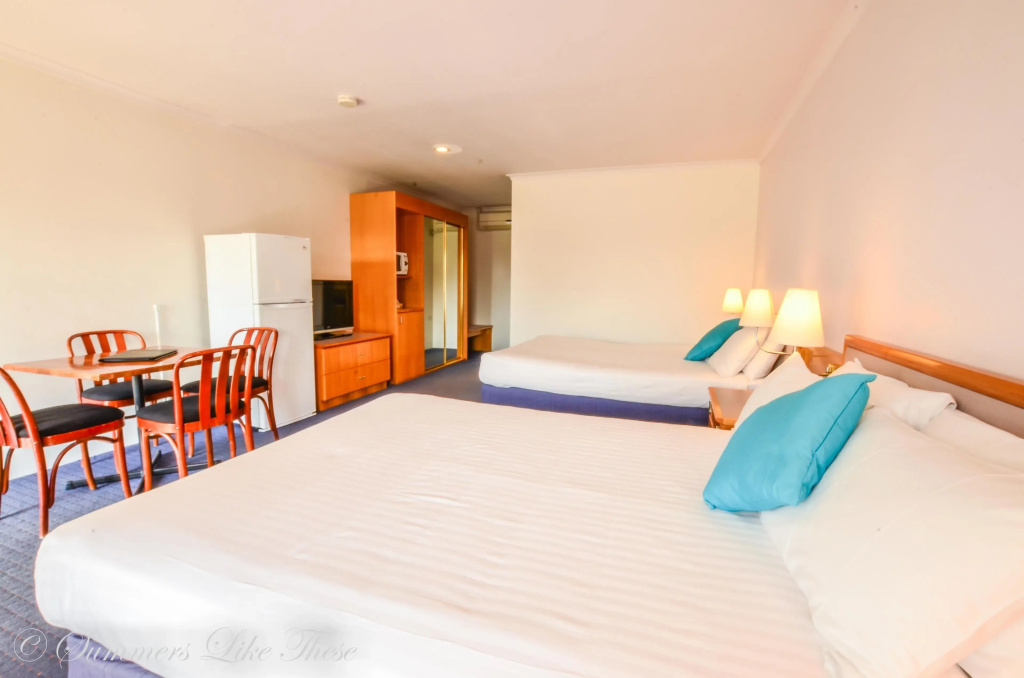 Executive Double room (full double bed)