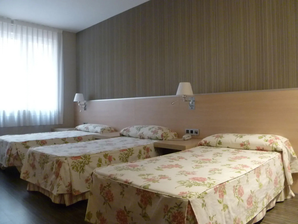 Hotel Asturias - Chambres