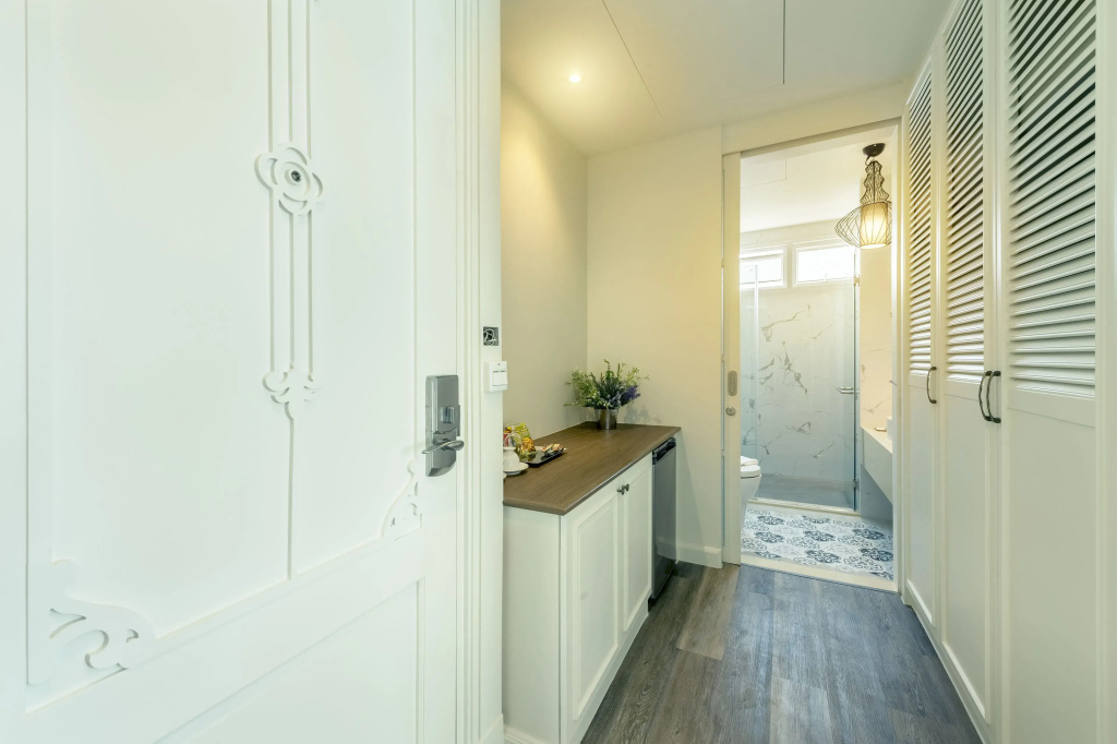 Premier Double room (full double bed)
