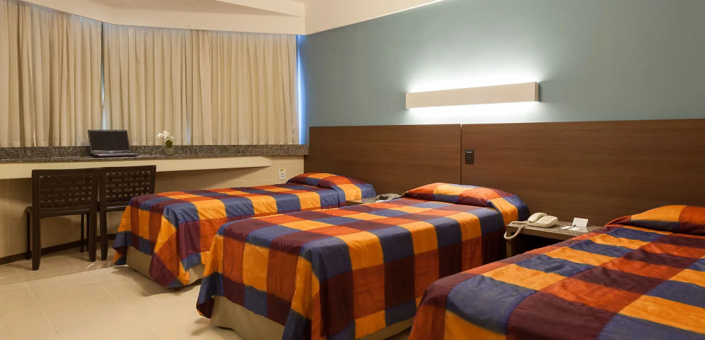 Standard Triple room