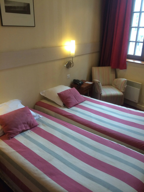 Standard Double room (twin beds)