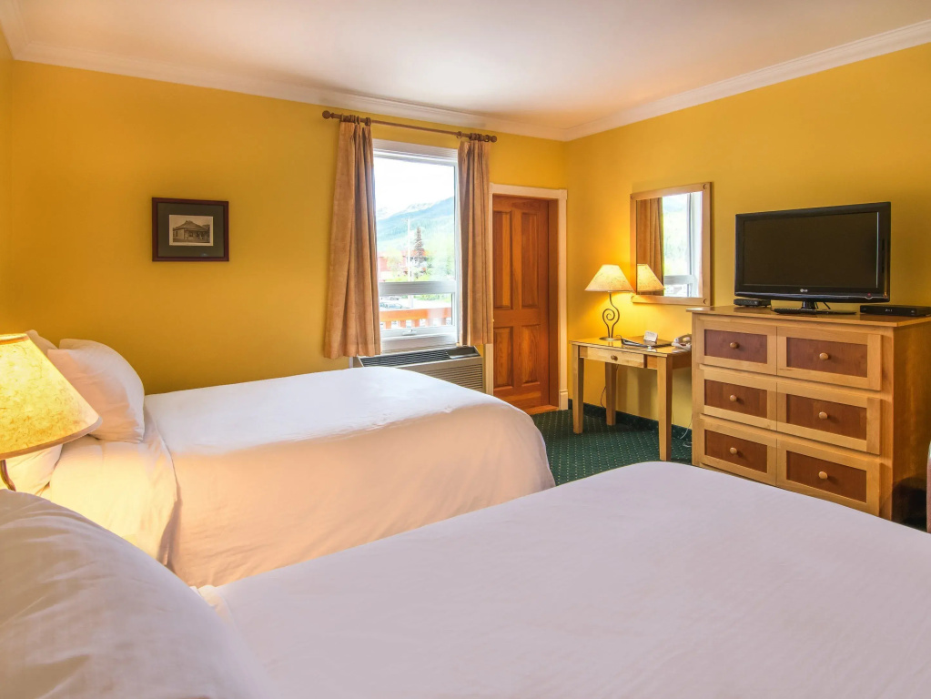 Deluxe Quadruple room