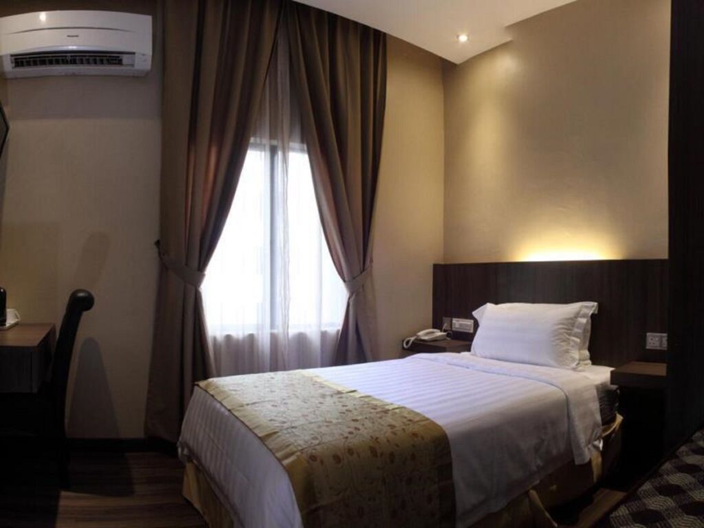 Mandarin Hotel