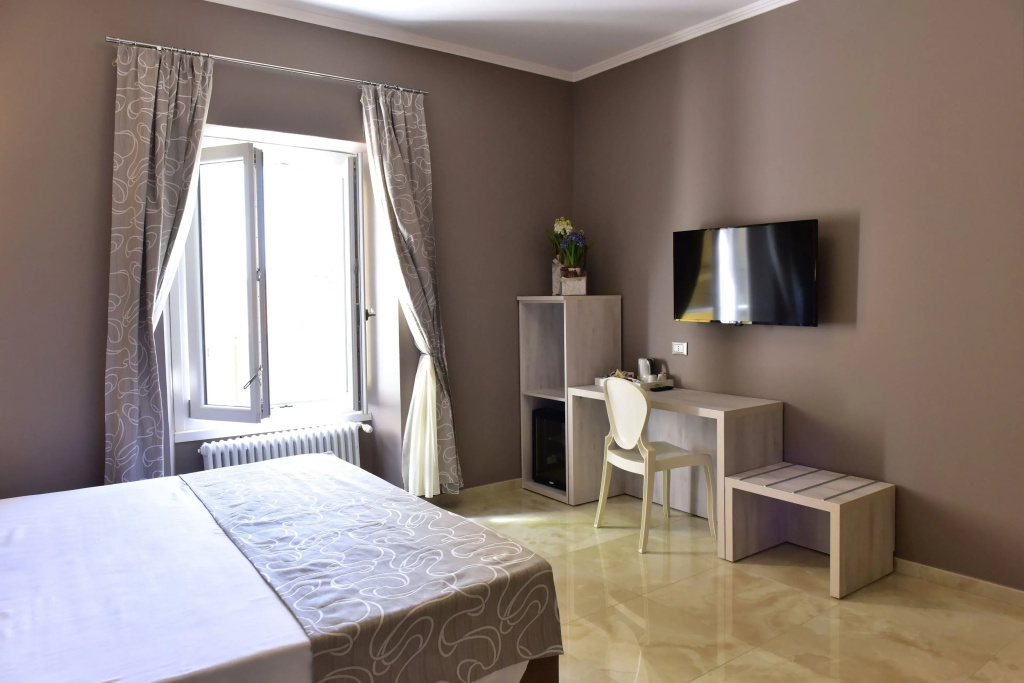 Standard Double room (full double bed)