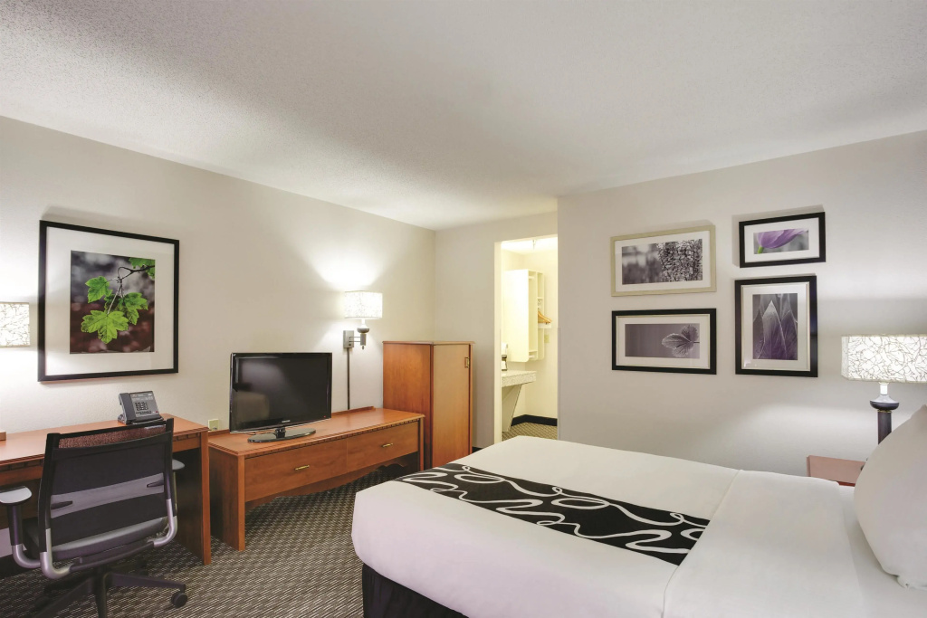 La Quinta Inn & Suites by Wyndham Harrisburg Airport Hershey - Chambres