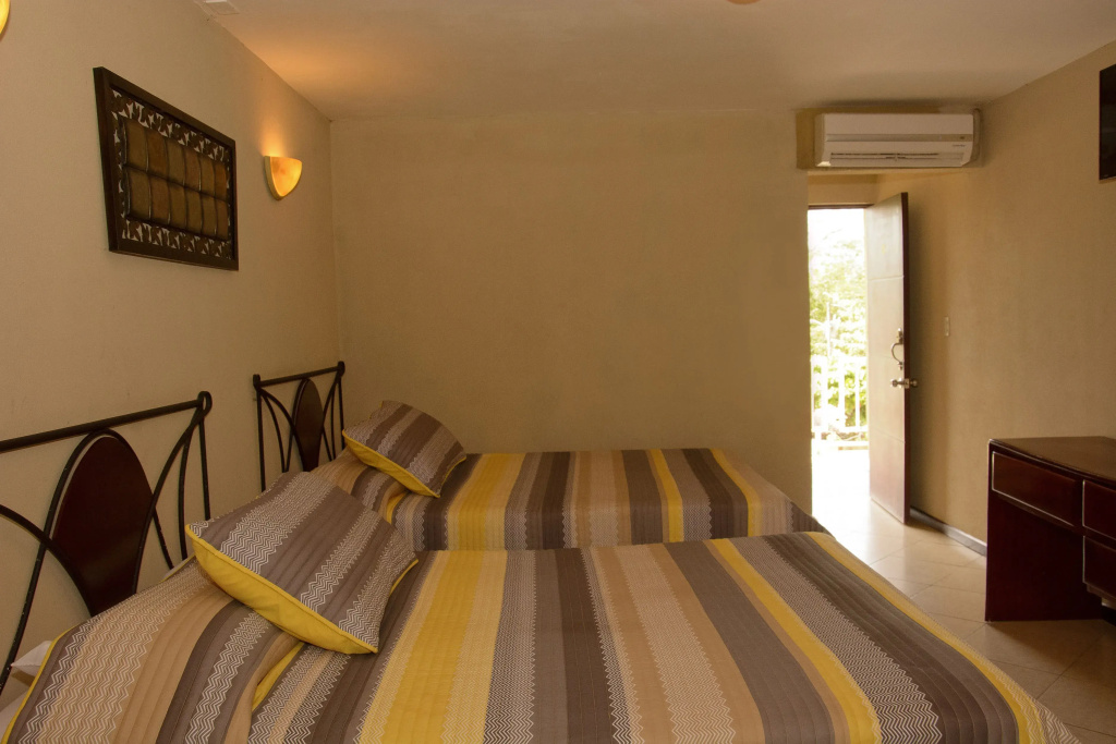 Standard Double room (twin beds)