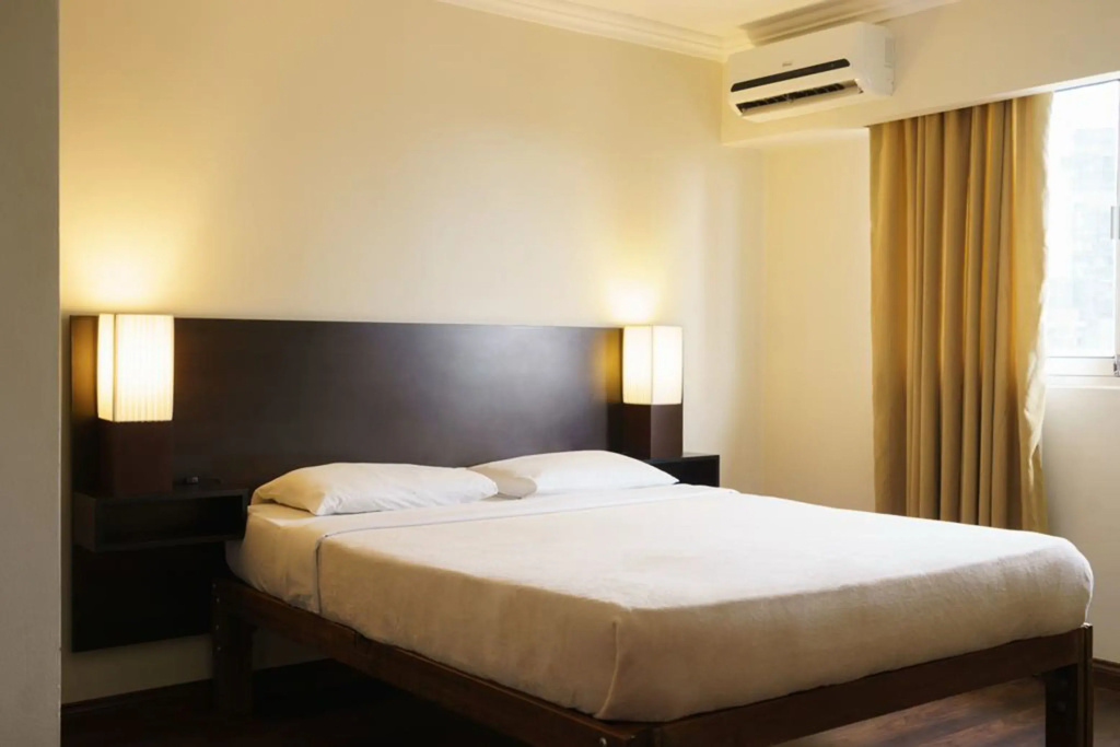 Economy room