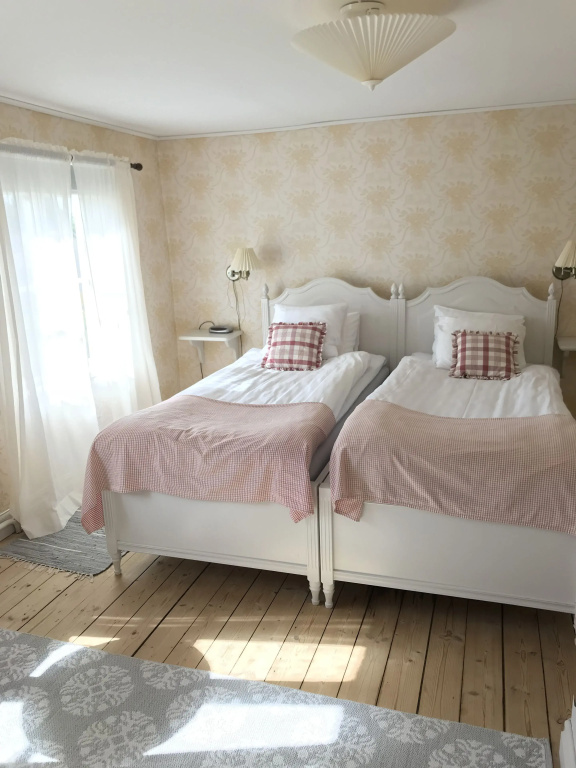 Tjällmo Gästgifvaregård - Chambres
