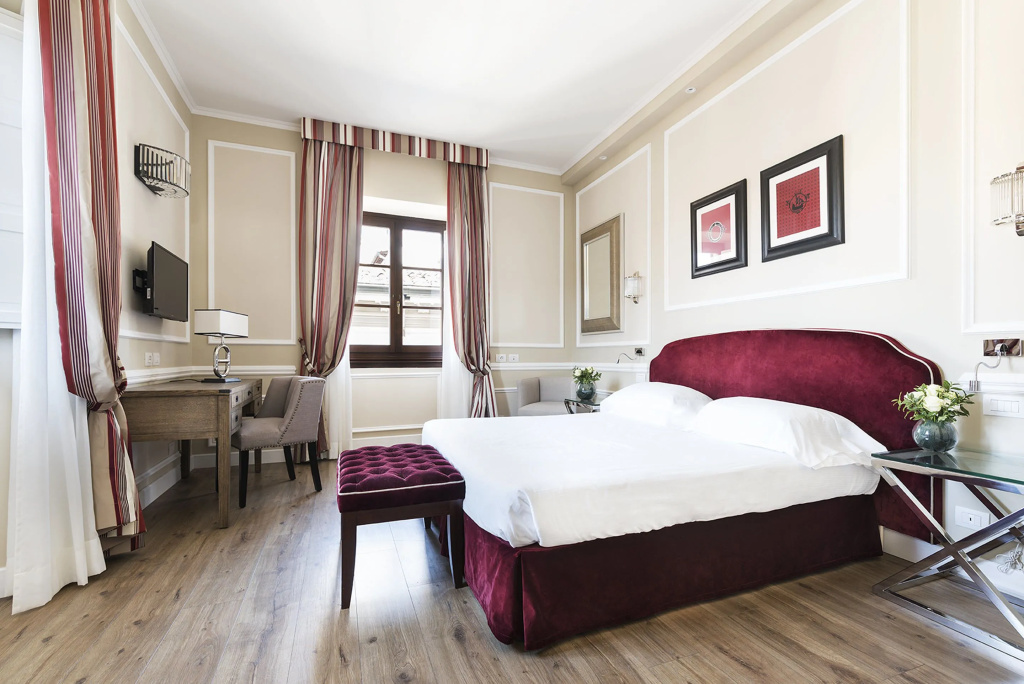 Superior Double room (full double bed)