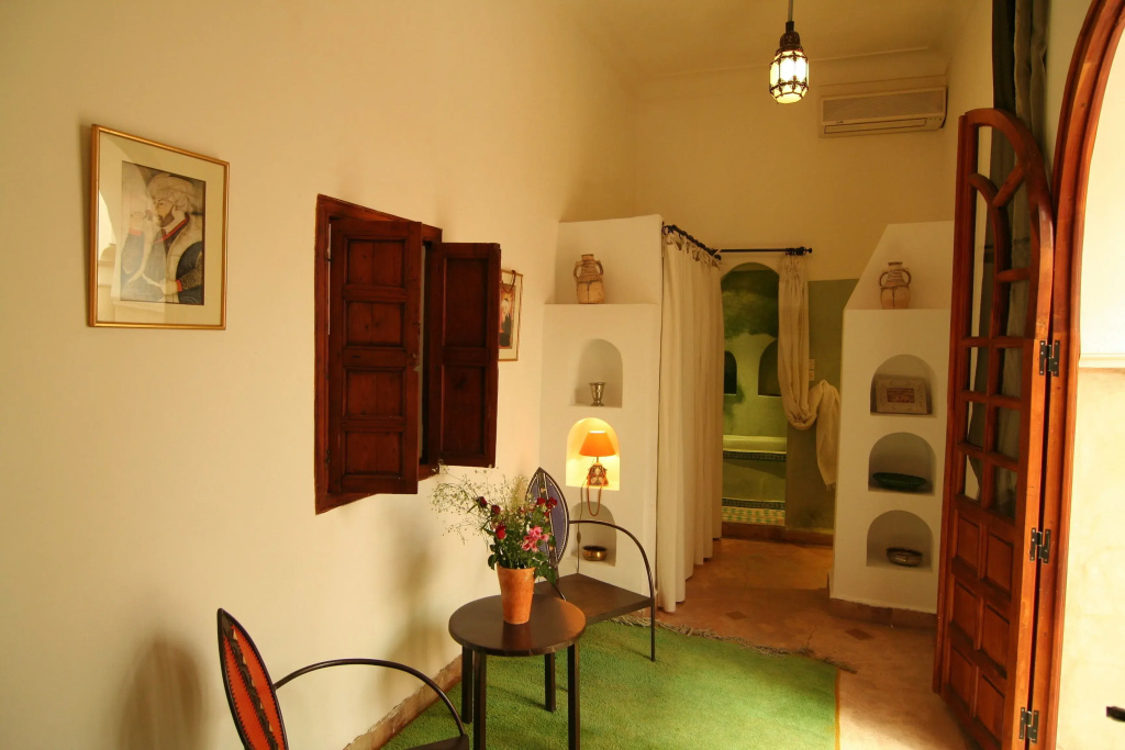 Standard Double room (twin beds)