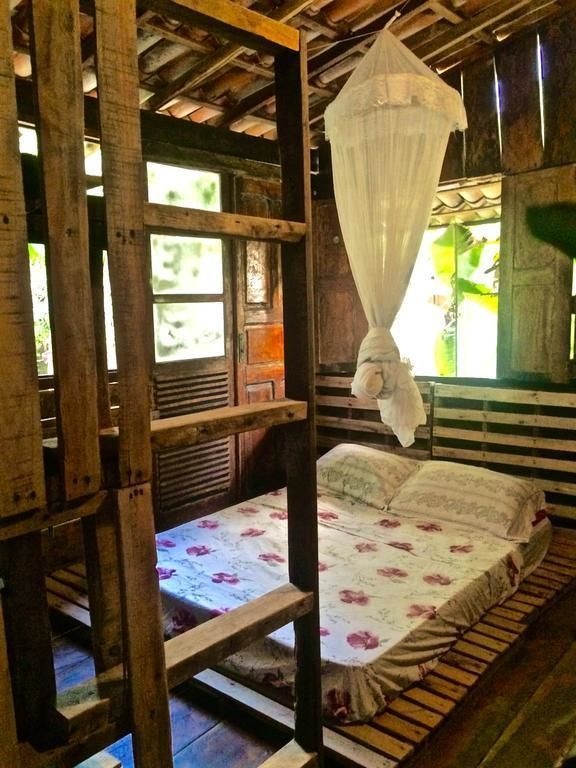 Standard Quadruple room (full double bed and twin beds)