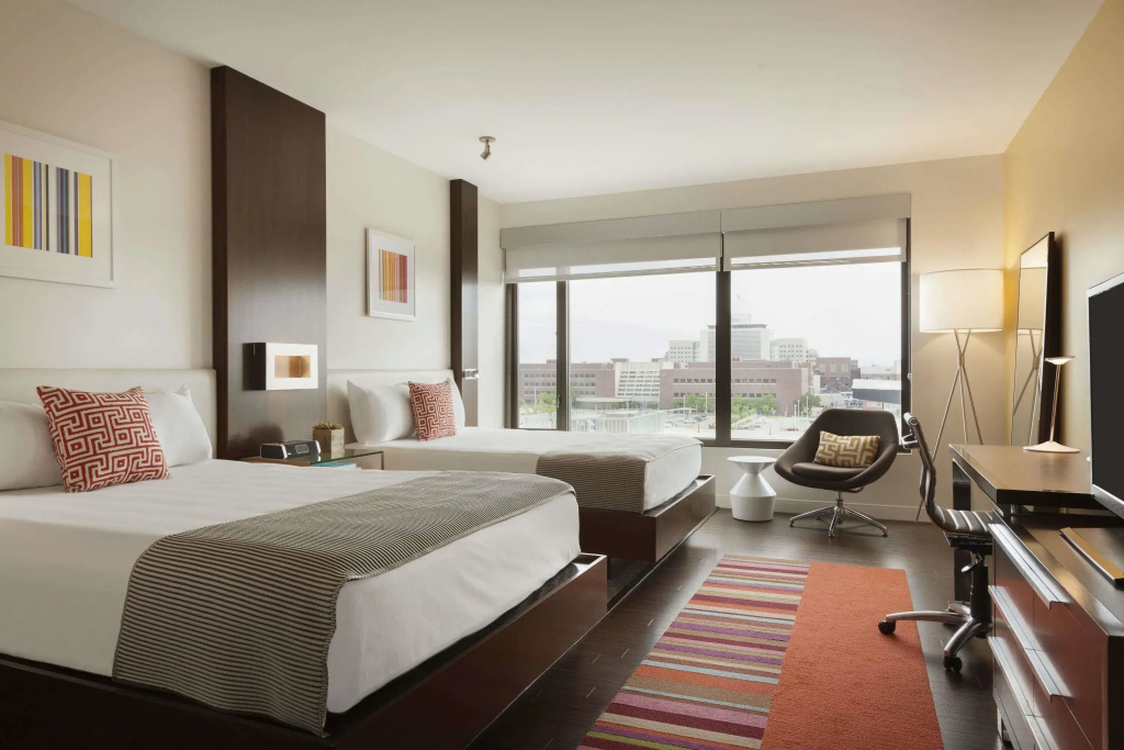 Deluxe Quadruple room