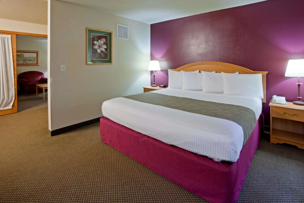 Superior Double Suite (full double bed)