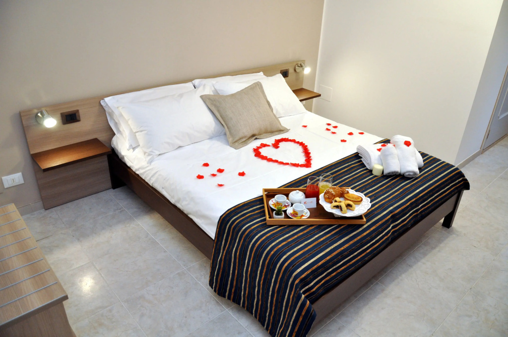 Economy room