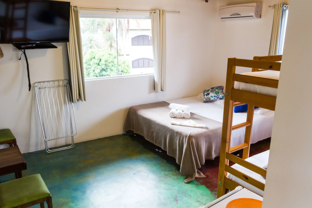 Economy room