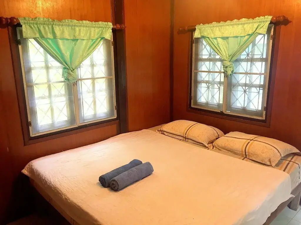Double Bungalow with sea view (full double bed)