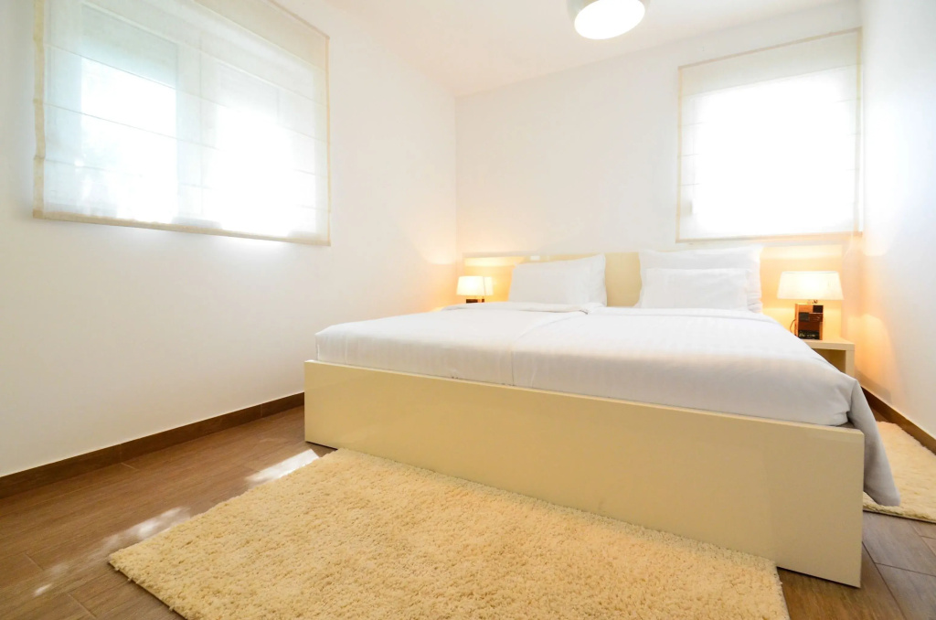 3 Bedrooms Luxury Apartment