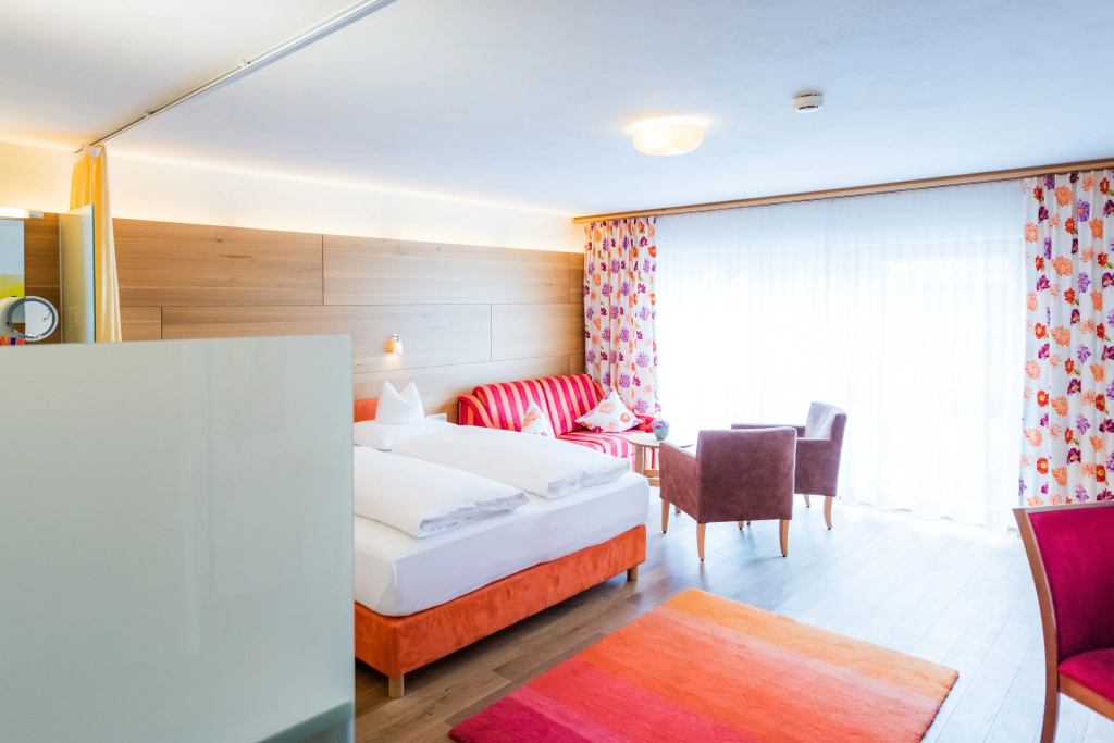 Suite with mountain view