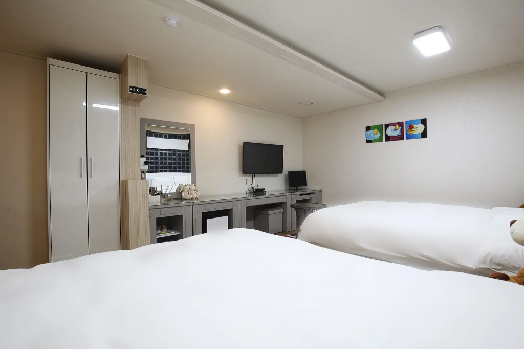 Deluxe Quadruple room