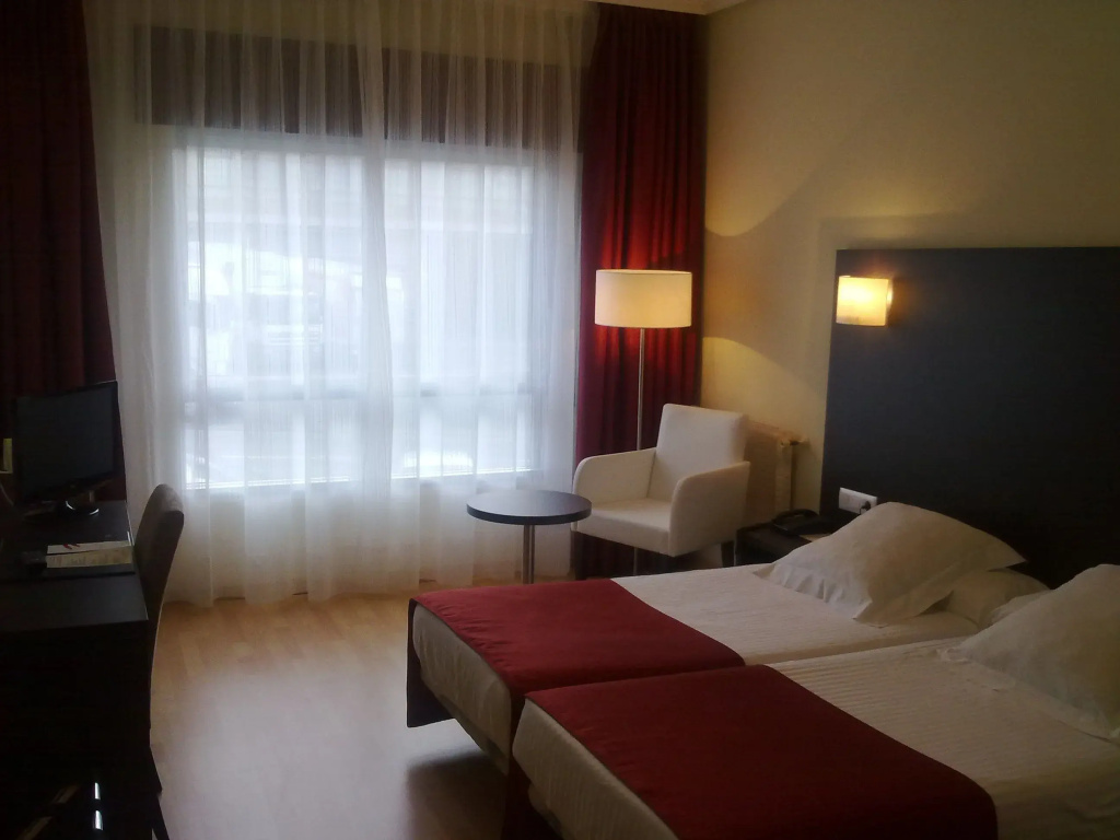 Hotel Santiago Apostol - Chambres