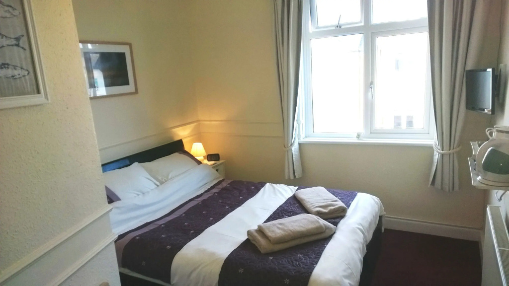 Economy room