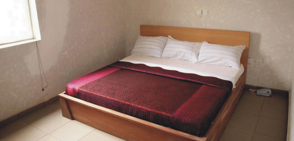 Deluxe Double room with city view (full double bed)