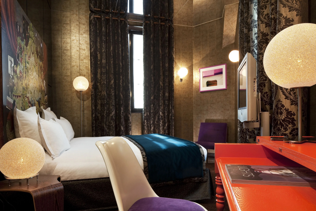 Hôtel du Petit Moulin, Haute Couture hotel by Lacroix 67