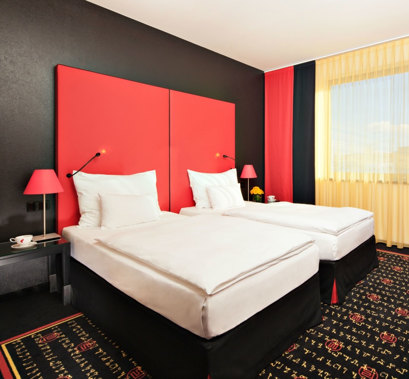 Superior Twin room (twin beds)