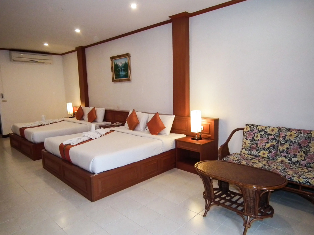 Deluxe Triple room