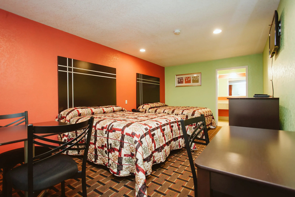 Standard Quadruple room